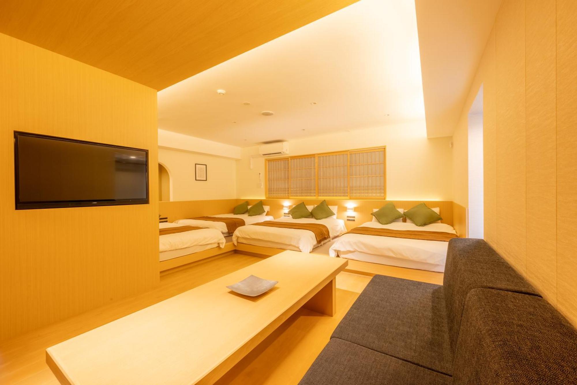 Comforts81 Shinsaibashi Ōsaka Exterior foto